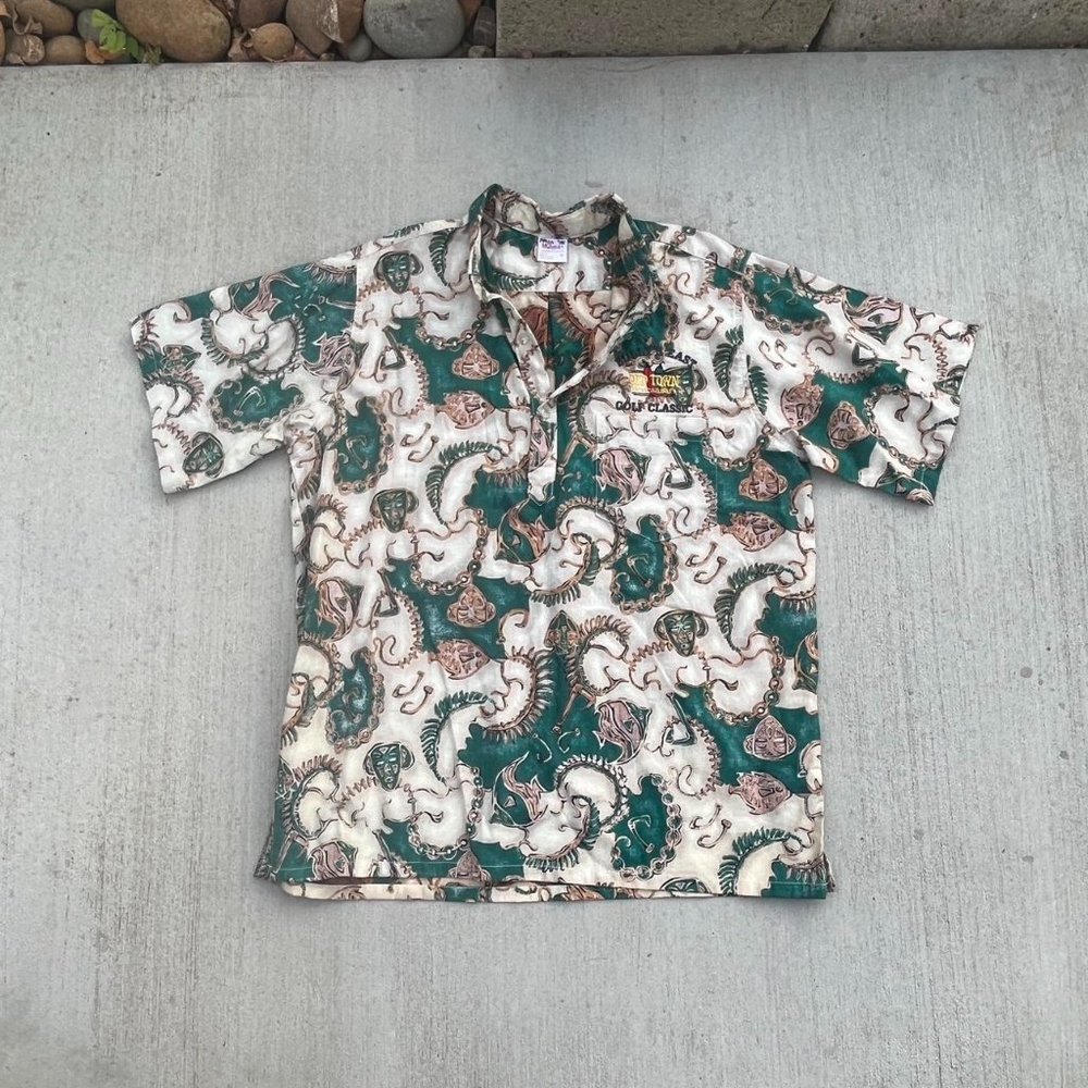 Vintage Hawaiian Tribal style quarter button collared shirt